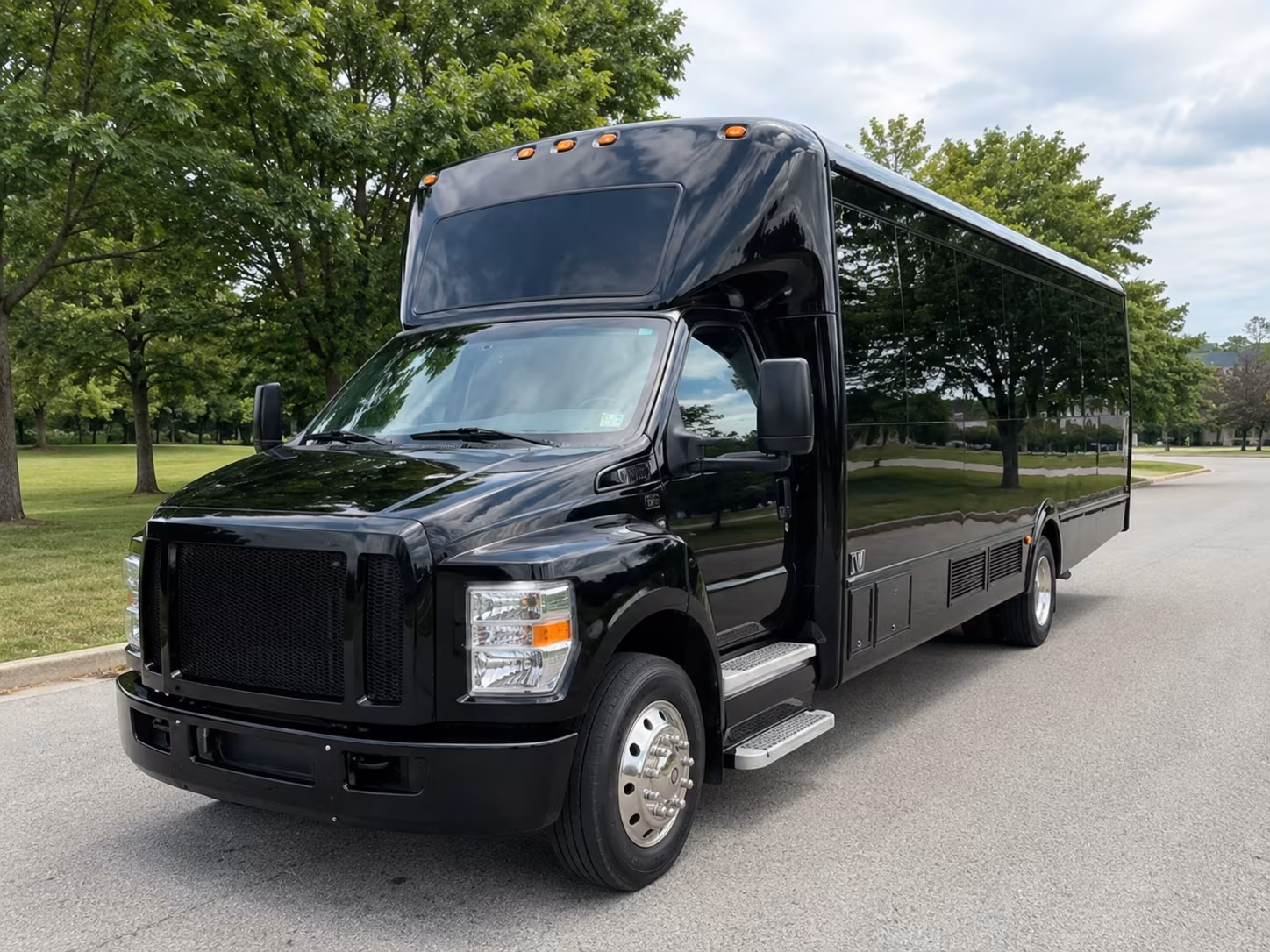 Cranston Birthday, Sweet 16, & Quinceañera Party Bus Rentals